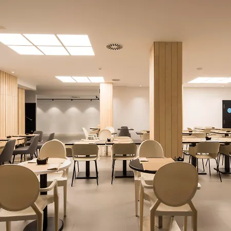 Hotel Airiños 3*-2